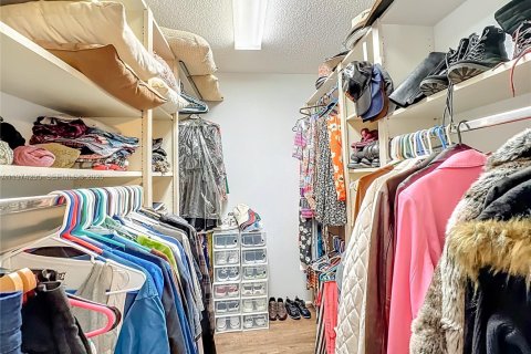 Villa ou maison à vendre à Port St. Lucie, Floride: 2 chambres, 141.68 m2 № 2041940 - photo 27