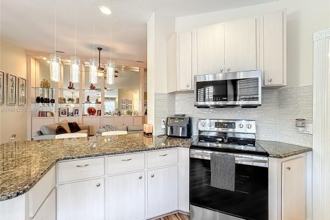 Villa ou maison à vendre à Port St. Lucie, Floride: 2 chambres, 141.68 m2 № 2041940 - photo 15