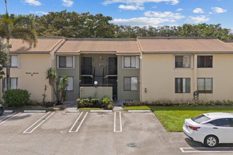 Condo in Coral Springs, Florida, 3 bedrooms  № 2383280 - photo 28
