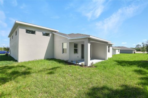 House in Weeki Wachee, Florida 3 bedrooms, 175.31 sq.m. № 1537780 - photo 17