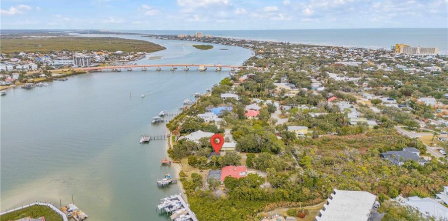 Terreno en New Smyrna Beach, Florida № 2110700