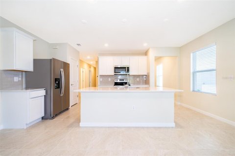 House in Kissimmee, Florida 4 bedrooms, 146.79 sq.m. № 1769431 - photo 10
