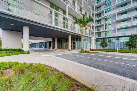 Copropriété à vendre à Sunrise, Floride: 2 chambres, 85.47 m2 № 2146276 - photo 6