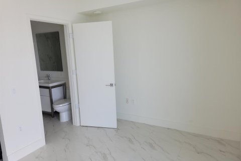 Copropriété à vendre à Sunrise, Floride: 2 chambres, 85.47 m2 № 2146276 - photo 18