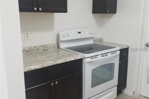 Casa en alquiler en Orlando, Florida, 3 dormitorios, 95.5 m2 № 1914591 - foto 7