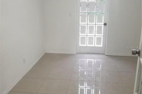 Casa en alquiler en Orlando, Florida, 3 dormitorios, 95.5 m2 № 1914591 - foto 5