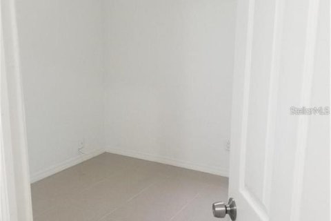 Casa en alquiler en Orlando, Florida, 3 dormitorios, 95.5 m2 № 1914591 - foto 9
