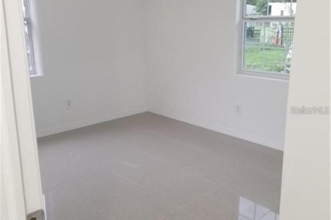 Casa en alquiler en Orlando, Florida, 3 dormitorios, 95.5 m2 № 1914591 - foto 10