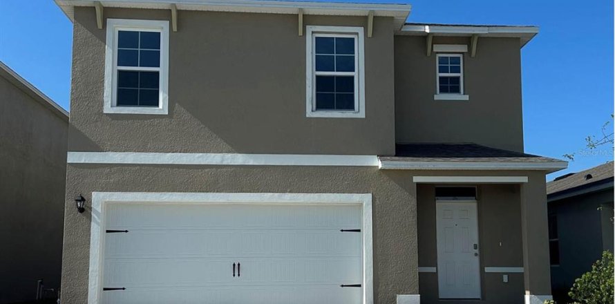 House in Winter Haven, Florida 5 bedrooms, 227.33 sq.m. № 2410302