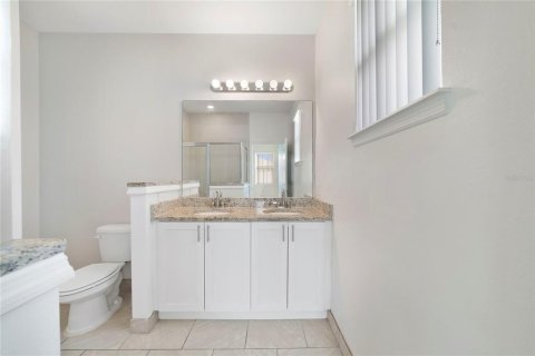 Villa ou maison à vendre à Poinciana, Floride: 3 chambres, 144.46 m2 № 2230548 - photo 21
