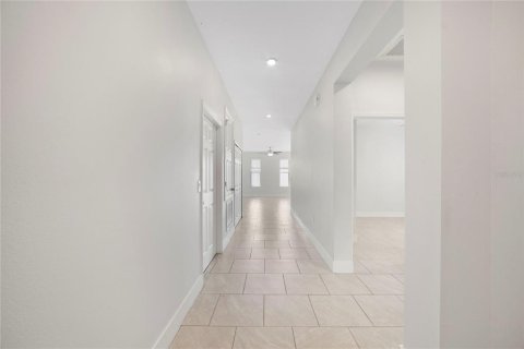 Villa ou maison à vendre à Poinciana, Floride: 3 chambres, 144.46 m2 № 2230548 - photo 9