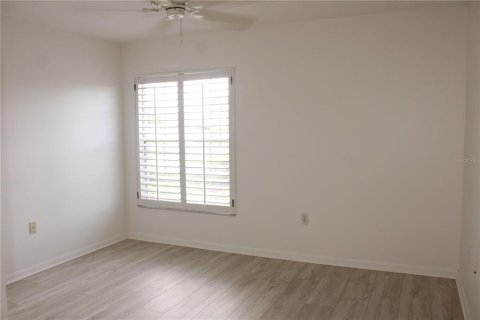 Condo in Palmetto, Florida, 3 bedrooms № 2167775 - photo 23