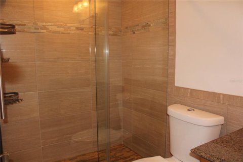 Condo in Palmetto, Florida, 3 bedrooms № 2167775 - photo 28