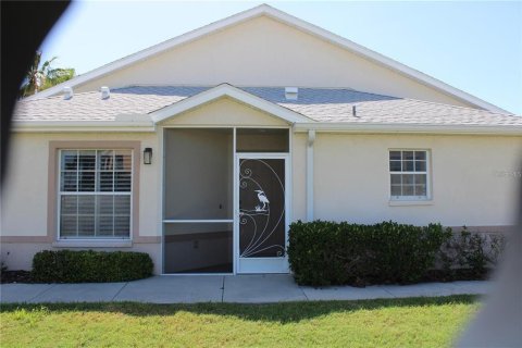 Condo in Palmetto, Florida, 3 bedrooms № 2167775 - photo 2