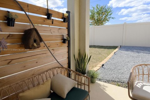 Casa en venta en Davenport, Florida, 4 dormitorios, 179.12 m2 № 2015250 - foto 17