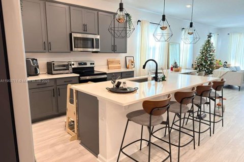 Casa en venta en Davenport, Florida, 4 dormitorios, 179.12 m2 № 2015250 - foto 8