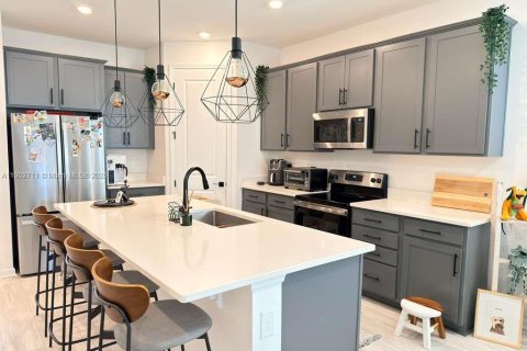 Casa en venta en Davenport, Florida, 4 dormitorios, 179.12 m2 № 2015250 - foto 6