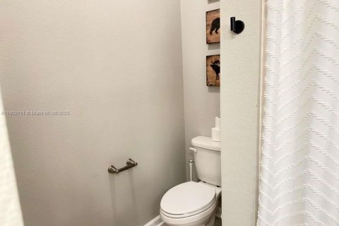 Casa en venta en Davenport, Florida, 4 dormitorios, 179.12 m2 № 2015250 - foto 13