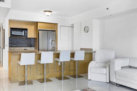 Condominio en alquiler en Hallandale Beach, Florida, 1 dormitorio, 78.41 m2 № 2054592 - foto 9