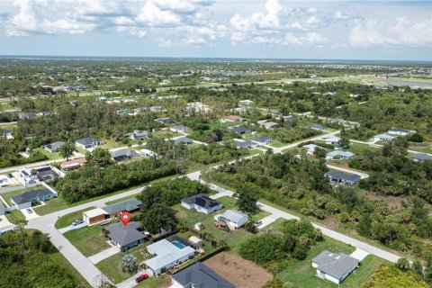 Villa ou maison à vendre à Port Charlotte, Floride: 2 chambres, 115.2 m2 № 1807018 - photo 22