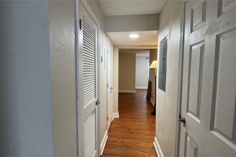 Condominio en venta en Winter Park, Florida, 2 dormitorios, 86.12 m2 № 2121962 - foto 14