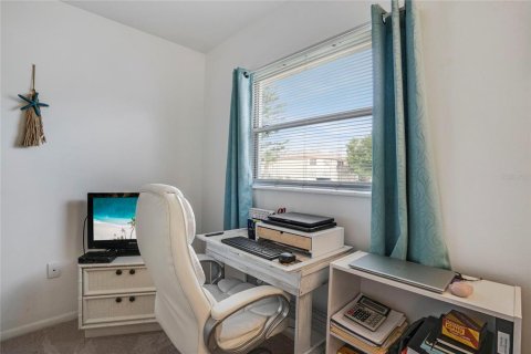 Condo in Bradenton, Florida, 1 bedroom  № 1528049 - photo 17