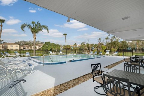 Condo in Bradenton, Florida, 1 bedroom  № 1528049 - photo 25