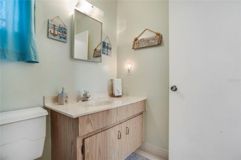 Condo in Bradenton, Florida, 1 bedroom  № 1528049 - photo 21