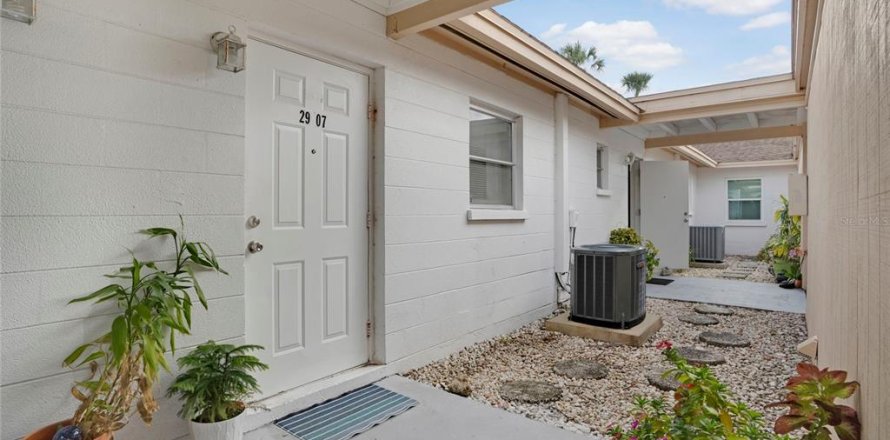 Condo in Bradenton, Florida, 1 bedroom № 1528049