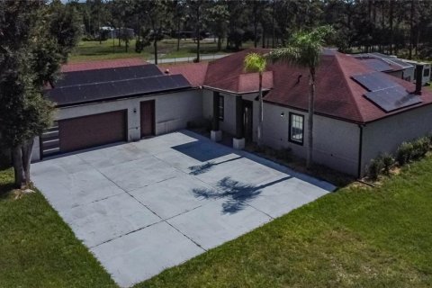 Villa ou maison à vendre à Orlando, Floride: 4 chambres, 282.24 m2 № 2210080 - photo 2