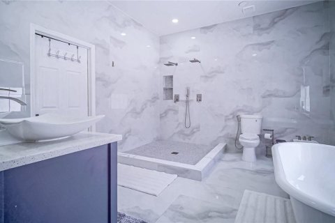 Villa ou maison à vendre à Orlando, Floride: 4 chambres, 282.24 m2 № 2210080 - photo 20