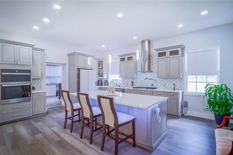 Villa ou maison à vendre à Orlando, Floride: 4 chambres, 282.24 m2 № 2210080 - photo 3