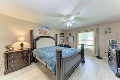 Villa ou maison à vendre à Brandon, Floride: 3 chambres, 150.78 m2 № 2200637 - photo 15