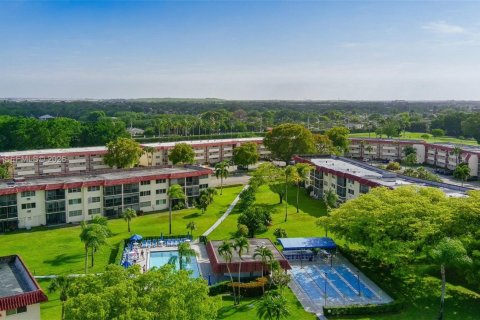 Copropriété à vendre à Pembroke Pines, Floride: 1 chambre, 83.61 m2 № 2063976 - photo 26