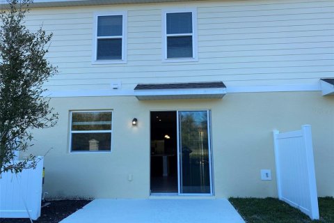 Townhouse in Kissimmee, Florida 3 bedrooms, 162.3 sq.m. № 1916899 - photo 24