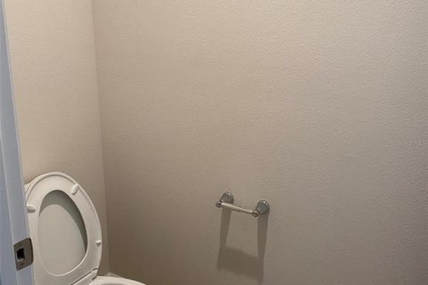 Townhouse in Kissimmee, Florida 3 bedrooms, 162.3 sq.m. № 1916899 - photo 13