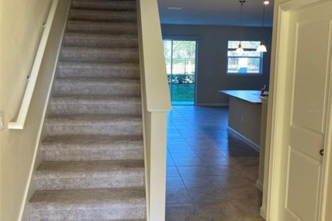 Townhouse in Kissimmee, Florida 3 bedrooms, 162.3 sq.m. № 1916899 - photo 2