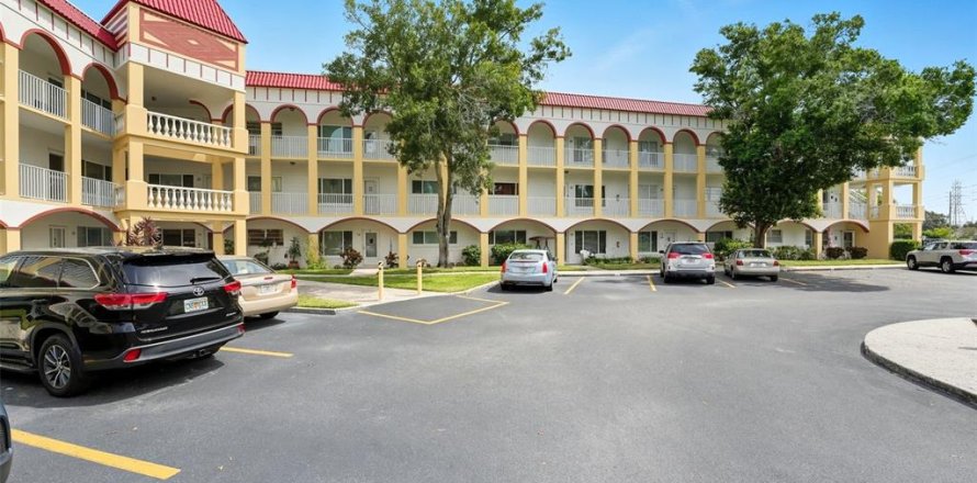 Condominio en Clearwater, Florida, 2 dormitorios  № 2149711