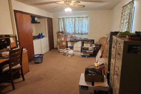 House in Geneva, Florida 4 bedrooms, 162.11 sq.m. № 1810427 - photo 6