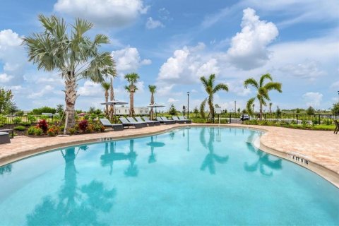 Villa ou maison à louer à Bradenton, Floride: 5 chambres, 248.42 m2 № 2396589 - photo 17