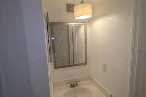 Townhouse in Kissimmee, Florida 3 bedrooms, 120.4 sq.m. № 2206420 - photo 15