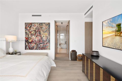 Купить кондоминиум в Майами-Бич, Флорида 3 спальни, 222.5м2, № 1920674 - фото 28