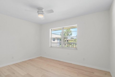 Condo in Vero Beach, Florida, 2 bedrooms № 2081697 - photo 14