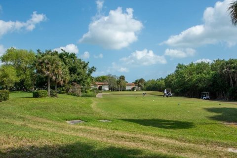 Condo in Vero Beach, Florida, 2 bedrooms № 2081697 - photo 30