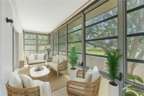 Condo in Vero Beach, Florida, 2 bedrooms № 2081697 - photo 17