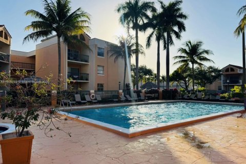 Copropriété à vendre à Hialeah, Floride: 2 chambres, 88.26 m2 № 1752349 - photo 30