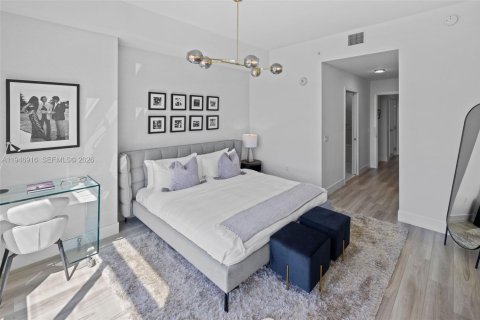 Apartment in Hallandale Beach, Florida 3 bedrooms, 155.52 sq.m. № 2002978 - photo 23