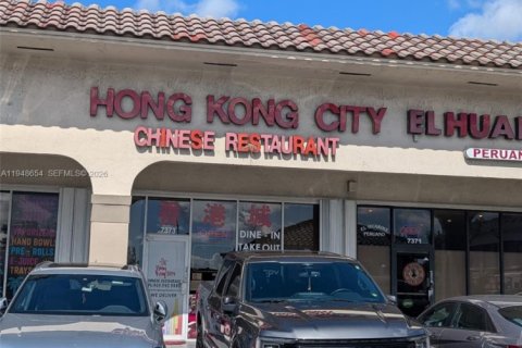 Купить коммерческую недвижимость в Майами, Флорида № 2004527 - фото 6