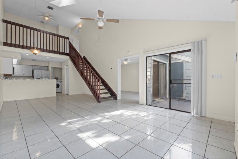 Купить таунхаус в Норт-Лодердейл, Флорида 2 спальни, 110.18м2, № 1954869 - фото 3
