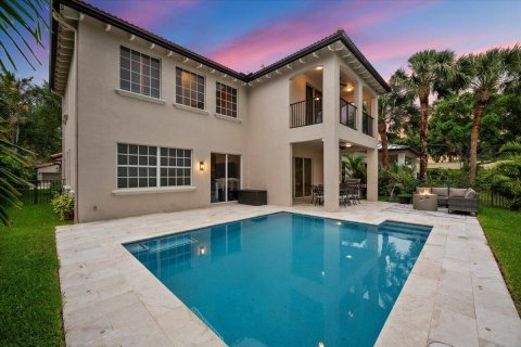 House in Palm Beach Gardens, Florida 5 bedrooms, 288 sq.m. № 2178039